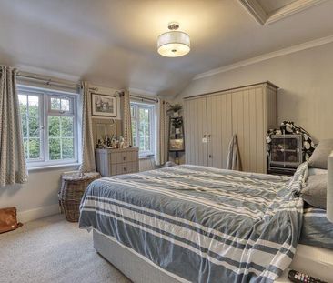 2 bedroom semi-detached house to rent - Photo 6