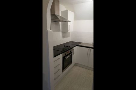 1 Bed Flat, Snowdon Drive, NW9 - Photo 4