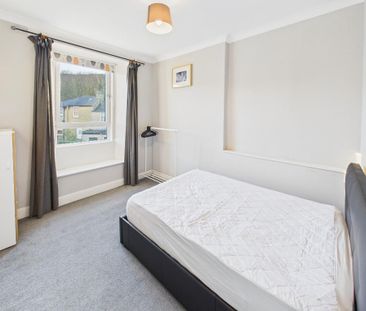 2 bedroom flat to rent - Photo 6