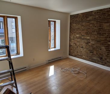 Tres Beau 3 1/2 Semni Meuble - Photo 3