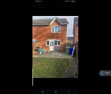 2 bedroom semi-detached house to rent - Photo 6