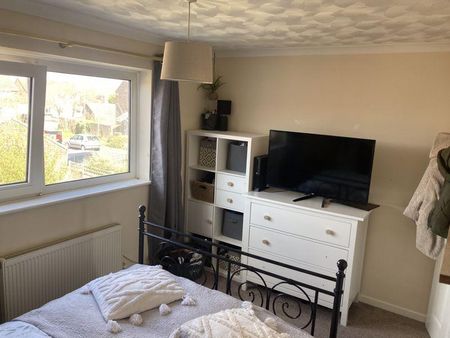 2 bedroom terraced house to rent - Photo 3