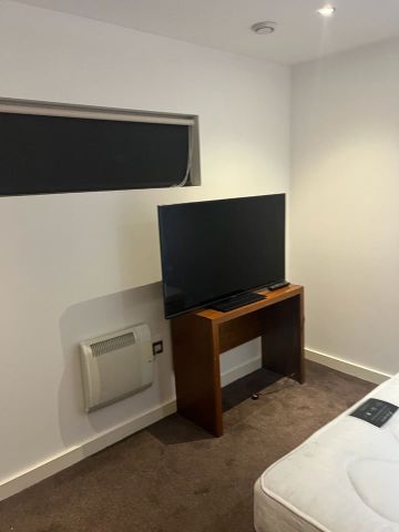 1 Bed Flat, Commercial St, M15 - Photo 5