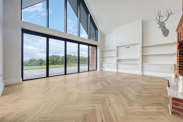 4 bedroom barn conversion to rent - Photo 1