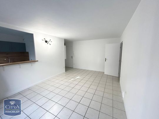 Location Appartement 2 pièces 49m² VALENCIENNES 59300 - Photo 1