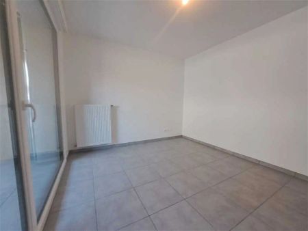 Location appartement 1 pièce - 31m² à Thonon les bains (74200) - Photo 5