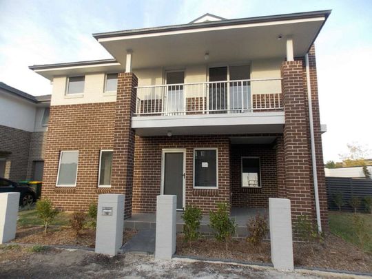 10 Bristol Street, Penrith - Photo 1