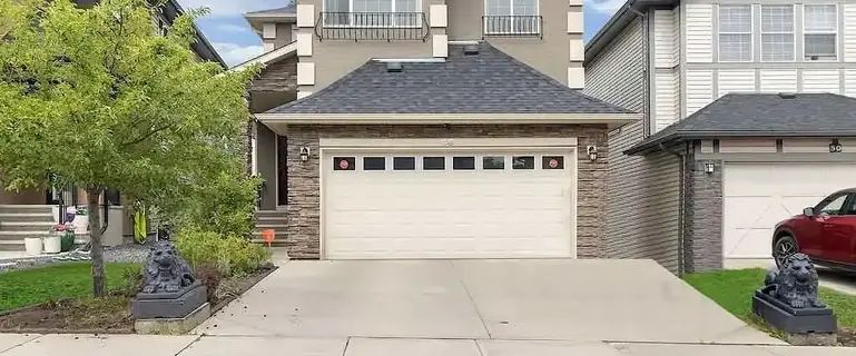 Stunning 3 bedrooms+1 main floor Office+2 Living areas Family Home in Cranston | Calgary - Photo 1