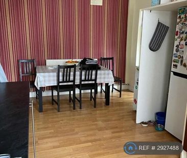 3 bedroom detached house to rent - Photo 2