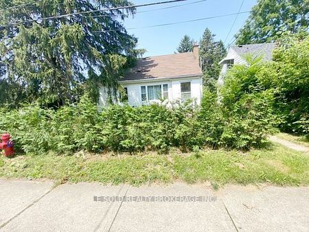 For Lease - 112 Leland Street Unit# 1st Floor Room, Hamilton, Ontario - Photo 4