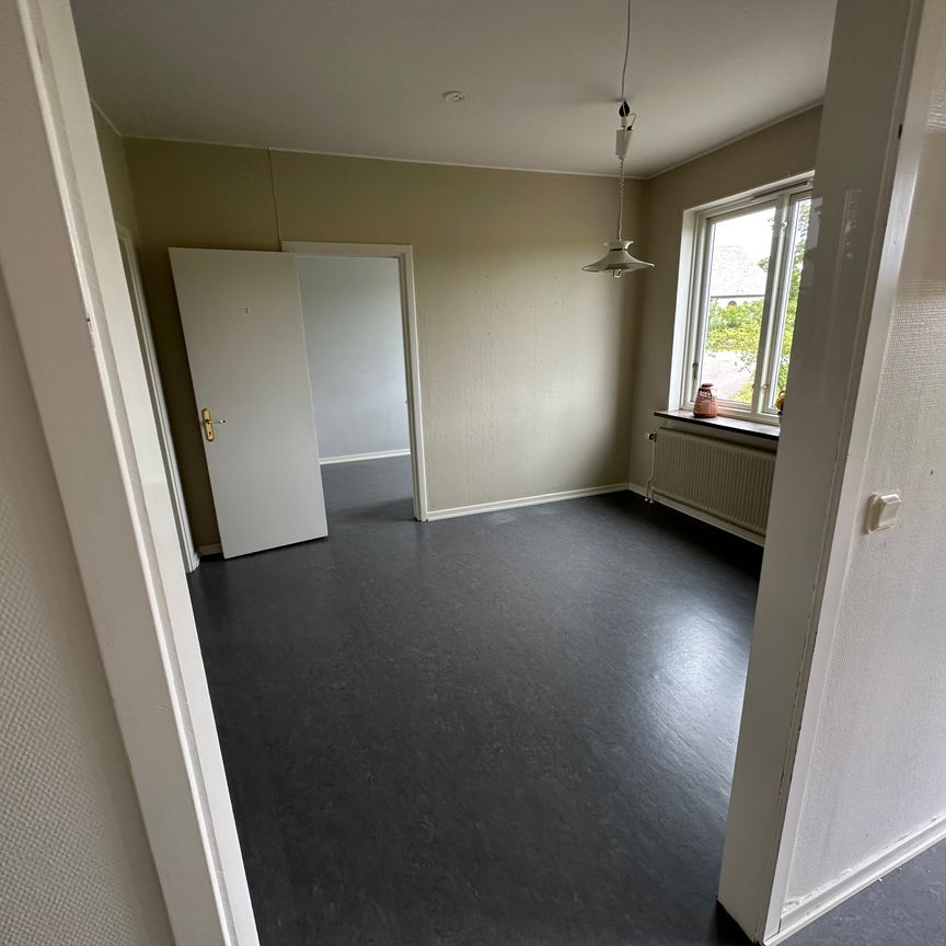 Segerstad, Vålberg - Photo 1