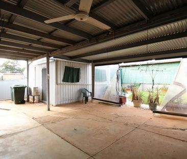 145 Gaffney Lane, Broken Hill NSW - Photo 4