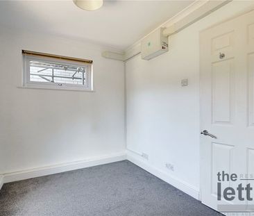 Myddelton Avenue, Enfield, Middlesex, EN1 4AQ - Photo 3