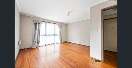 11 Bickford Close, Tullamarine, Vic 3043 - Photo 5