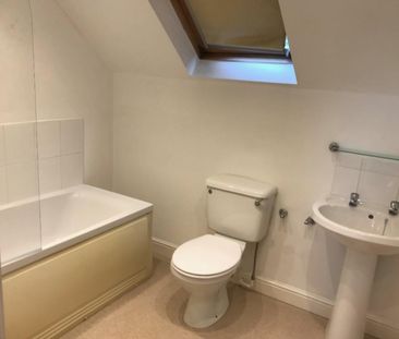 2 bedroom Flat To Let Total Size: 1173 SQ FT - Photo 2