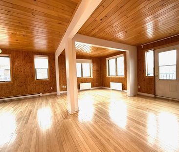 2100 Rue Jean Talon E. - Photo 4