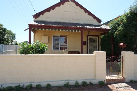 186 Zebina Street, Broken Hill NSW 2880 - Photo 4