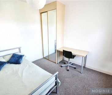 5 bedroom semi-detached house to rent - Photo 3