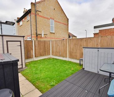 5 bedroom terraced house to rent - Photo 4
