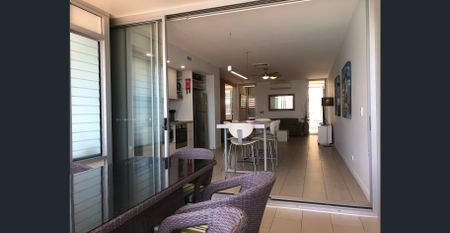 FURNISHED TWO BEDROOM FURNISHED APARTMENT WITH SEA AND MARINA VIEWS - $700.00 PER WEEK - Photo 2