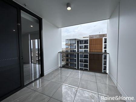 1432/1 Studio Drive, Eastgardens NSW 2036 - Apartment For Rent | Domain - Photo 5