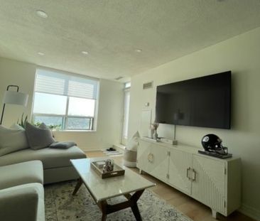 For Lease - 11 Oneida Crescent Unit# PH5, Richmond Hill, Ontario - Photo 6