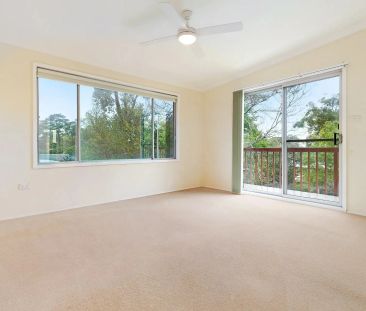 Spacious Family Home in Quiet Turramurra Pocket - Photo 2