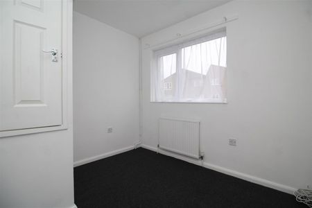 Deerleap, South Bretton, Peterborough - Photo 3