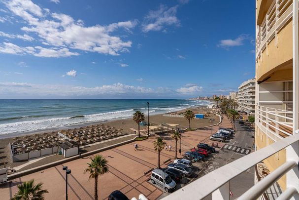 2 room luxury Flat for rent in Fuengirola, Andalusia - Photo 1