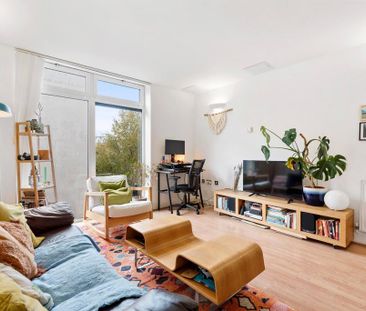 1 bedroom flat to rent - Photo 6