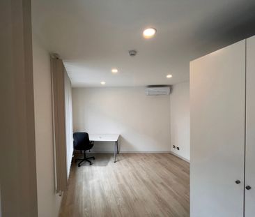 Instapklare studentenkamer met eigen badkamer en goede ligging - Photo 5
