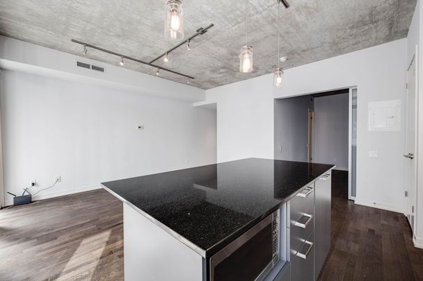 For Lease - 95 Bathurst Street Unit# 616, Toronto, Ontario - Photo 1