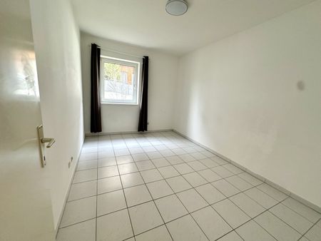 Schöne 2-Zimmer-Wohnung in absoluter bester Lage direkt bei der Karl-Franzens-Universität in der Heinrichstraße – Airbnb – Nutzung möglich! - Photo 4
