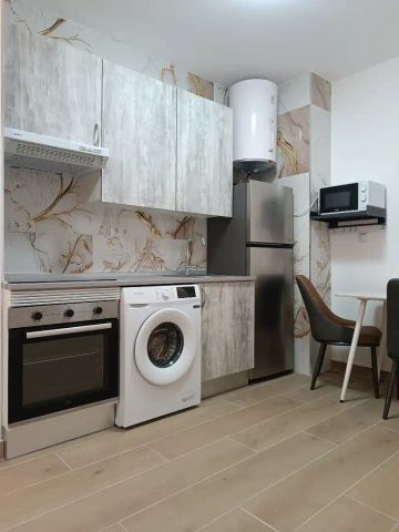 Apartamento de alquiler en Calle de Sanchez Alonso, Coslada pueblo - Photo 2