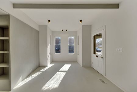 For Lease - 368 Picton Main Street, Prince Edward County, Ontario - Photo 4