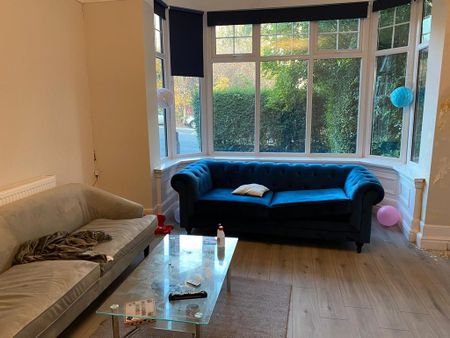 6 bedroom terraced house to rent - Photo 2