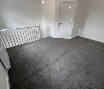 Acacia Terrace - Photo 3