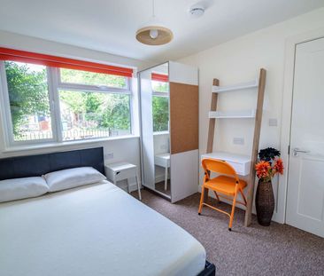 Great double room available WD25 Room 1 - Photo 1