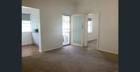 ONE BEDROOM UNIT CLOSE TO TOWN - Photo 3