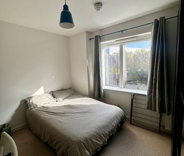 Room in a Shared Flat, Dan Court, NW10 - Photo 6