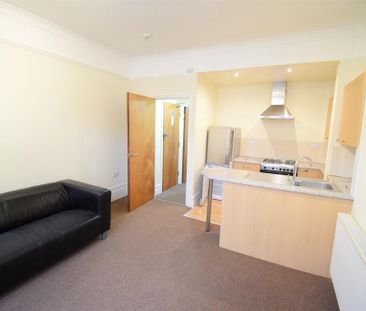 1 bedroom ground floor flat to rent - Photo 6