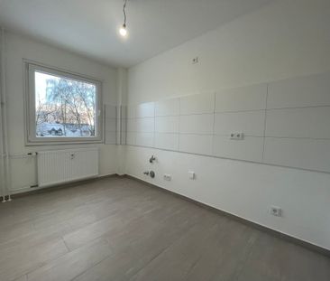 *Erstbezug nach Sanierung*Tageslichtbad*Balkon* - Photo 1