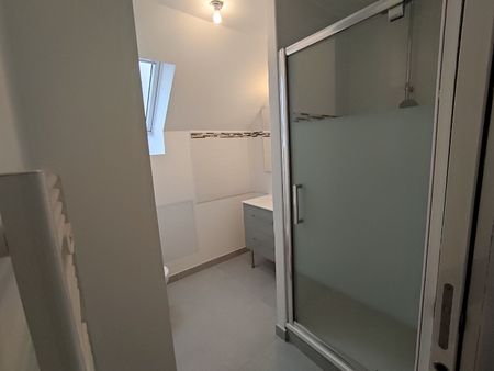 Location maison 5 pièces, 130.00m², Octeville-sur-Mer - Photo 5