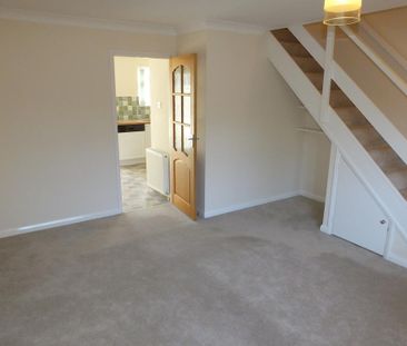 2 bedroom terraced house to rent - Photo 1
