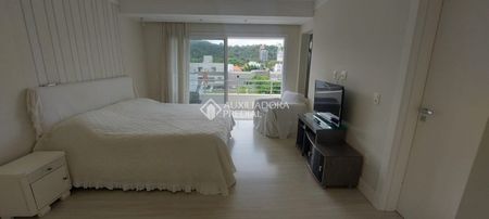 Casa com 4 quartos e 336m² para alugar em Praia dos Amores, Balneário Camboriú. - Photo 5