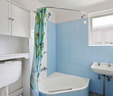 2 Bedroom, 1 Bathroom Unit for Comfortable Living - Photo 5