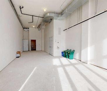 For Lease - 17 Jaffna Lane, Markham, Ontario - Photo 3