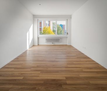 Rent a 3 ½ rooms apartment in Embrach - Photo 2