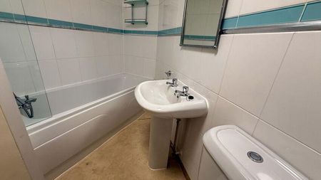 Tor Church Road, Torquay, TQ2 5UP - Photo 4