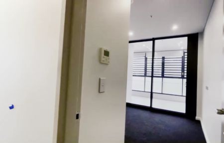 2 bed 2 bath*117 - Photo 3